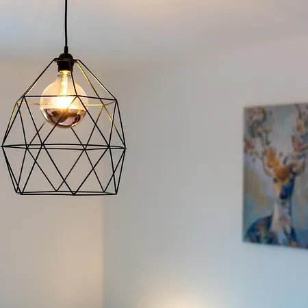 Gemütliche Für 3 Mit Balkon Inkl. Netflix + 4k Tv *