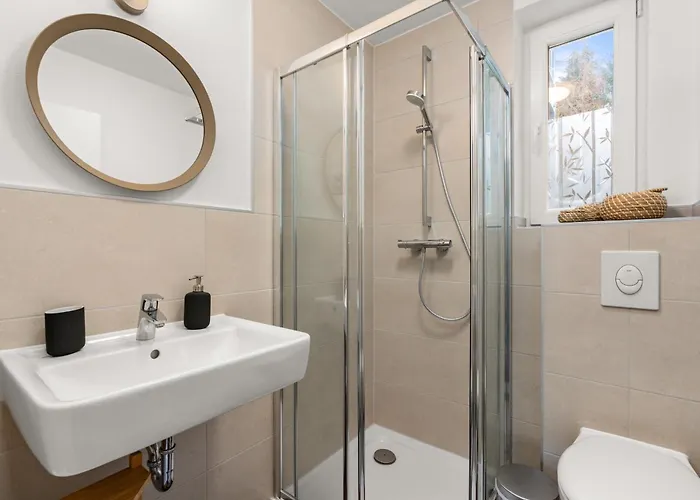 Lofts - Moderne Fuer 3 Mit Balkon Nahe Vw-werk *